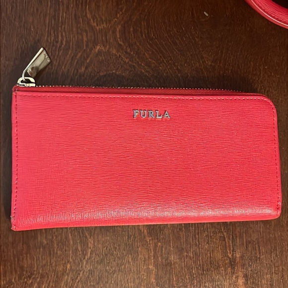 Authentic New Furla Elena Medium Leather Satchel Bag and Wallet in Ruby Red EUC - Picture 4 of 16